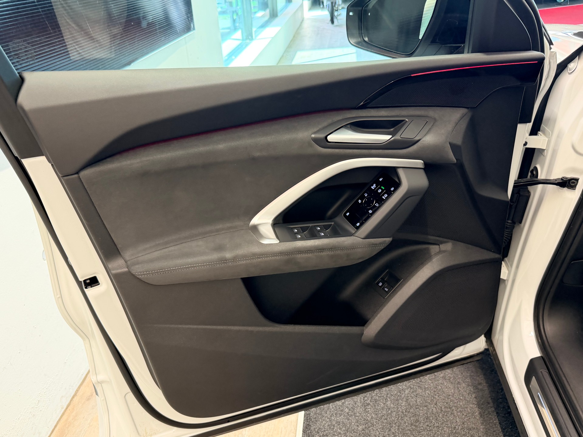 AUDI AUDI Q5 Sportback S Line e-hybrid quattro 220 kW S-tronic-image-10