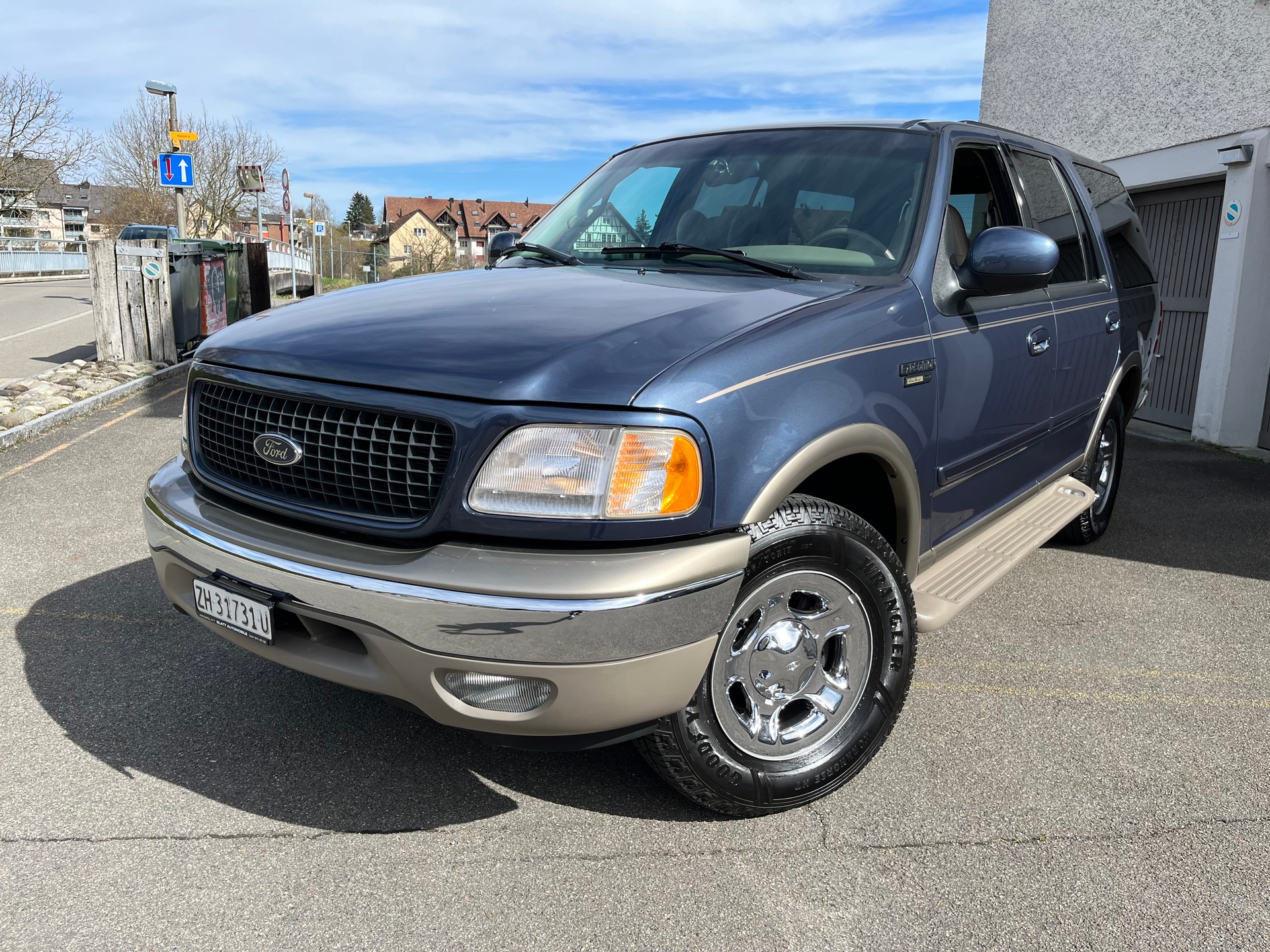 FORD Expedition 5.4 Triton Eddie Bauer Edition 4x4 * ZEITKAPSEL FAHRZEUG - 1.HAND *-image-0