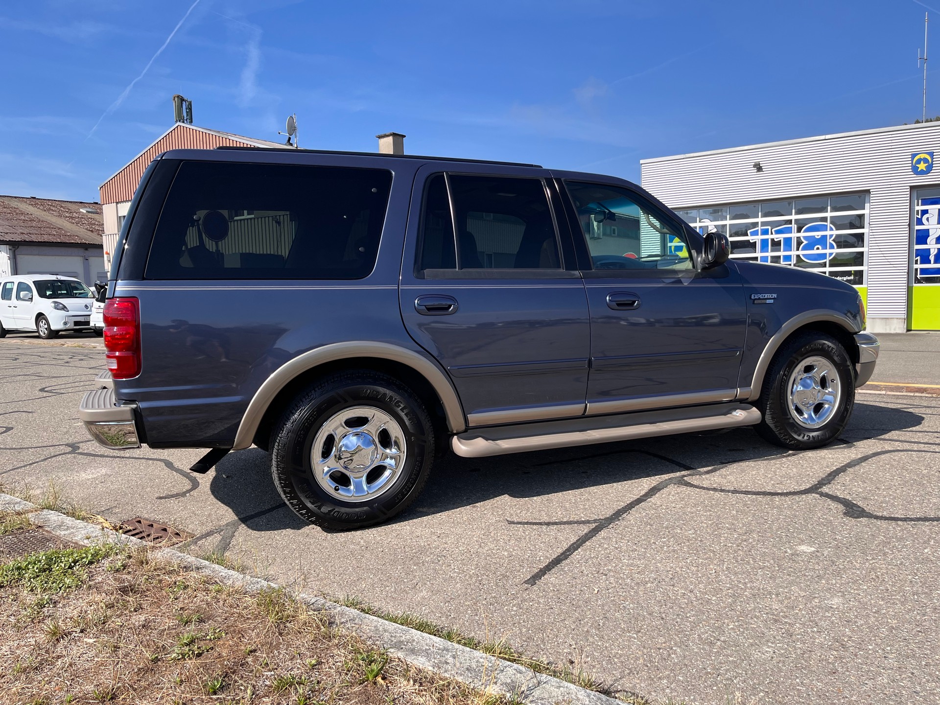 FORD Expedition 5.4 Triton Eddie Bauer Edition 4x4 * ZEITKAPSEL FAHRZEUG - 1.HAND *-image-6