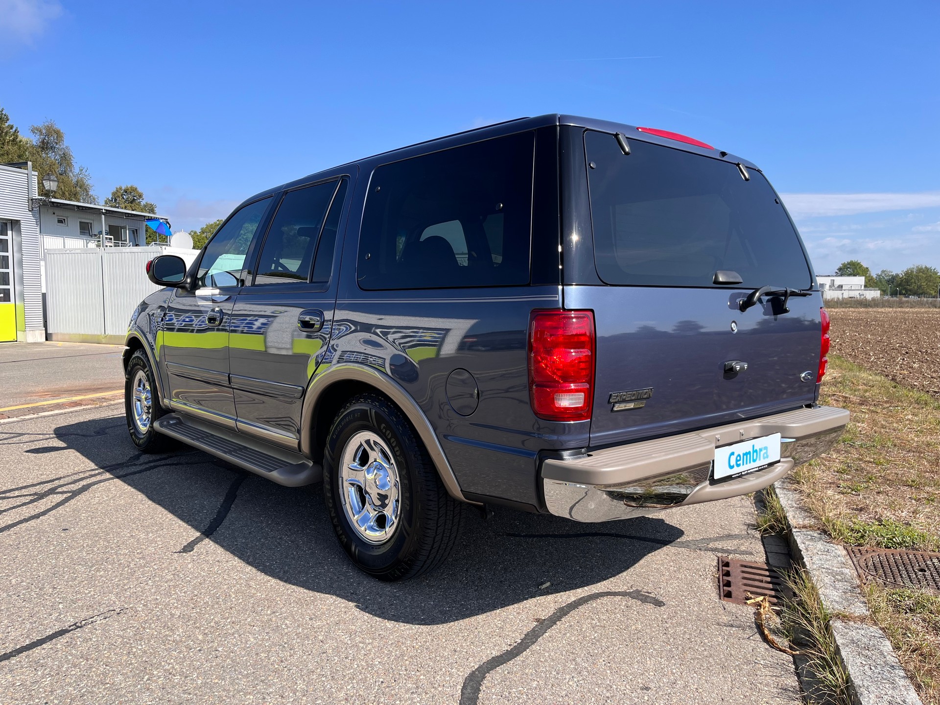 FORD Expedition 5.4 Triton Eddie Bauer Edition 4x4 * ZEITKAPSEL FAHRZEUG - 1.HAND *-showroom-element-3