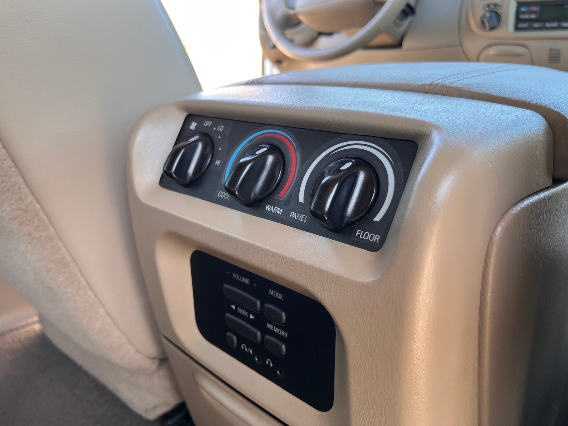 FORD Expedition 5.4 Triton Eddie Bauer Edition 4x4 * ZEITKAPSEL FAHRZEUG - 1.HAND *-image-14