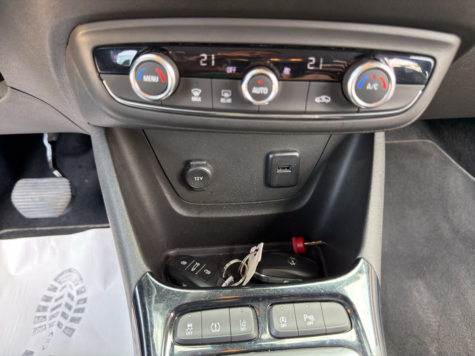 OPEL Crossland X 1.2i TP Enjoy Automatik-image-15