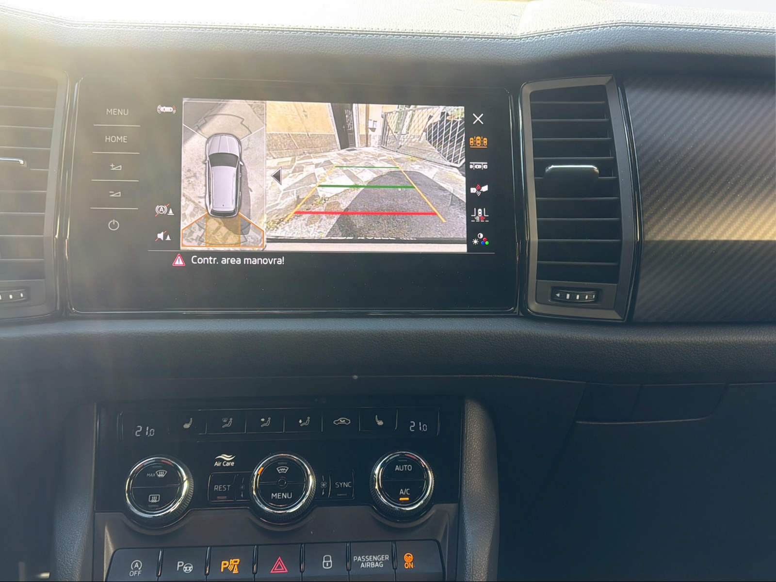 SKODA Kodiaq 2.0 TSI 4x4 SportLine-image-12