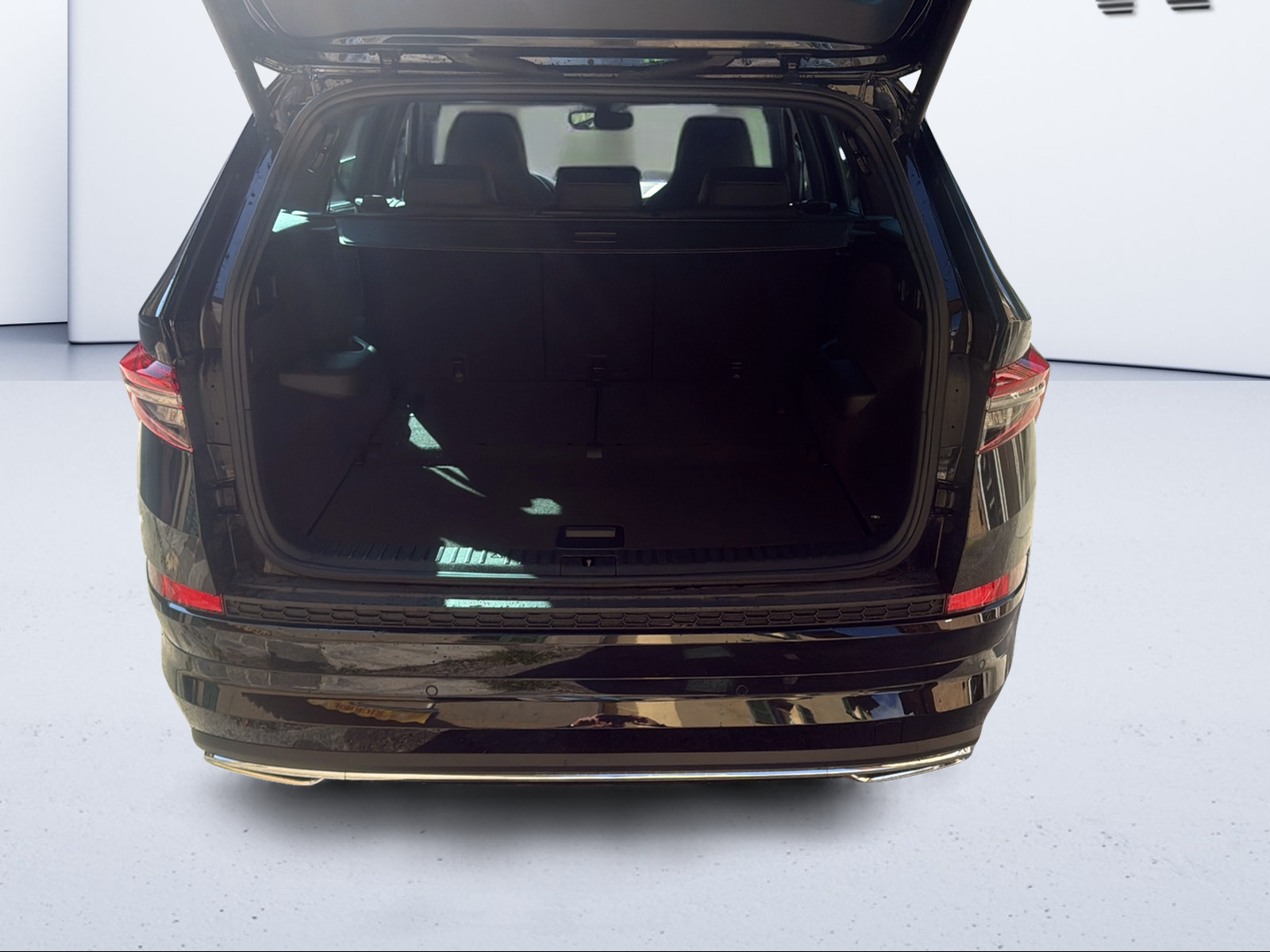 SKODA Kodiaq 2.0 TSI 4x4 SportLine-image-8