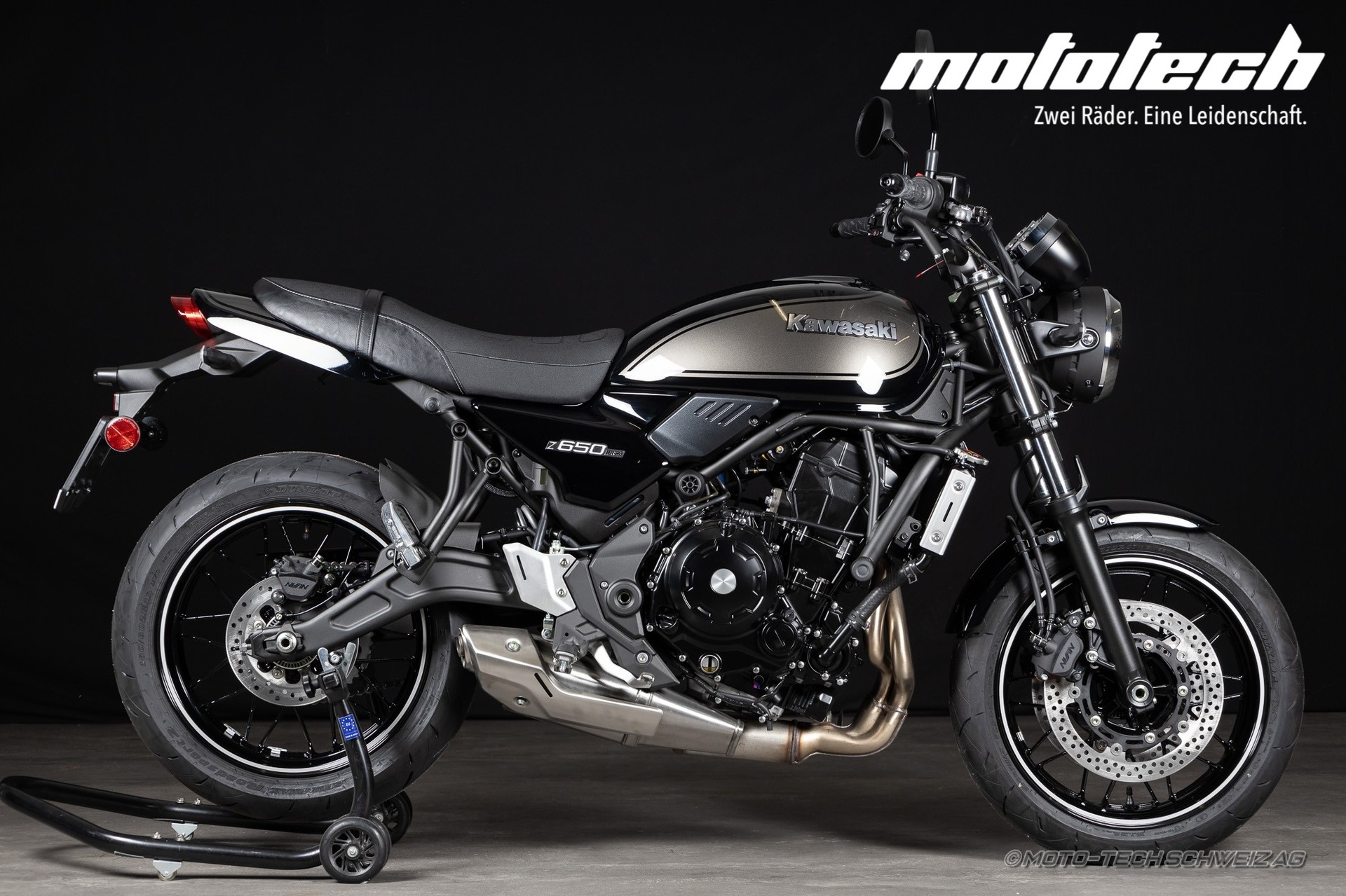 KAWASAKI Z 650 RS MY24-showroom-element-1
