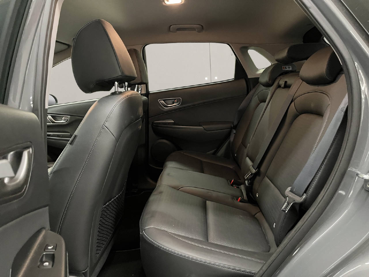 HYUNDAI Kona 64 kWh Electric Vertex-image-13