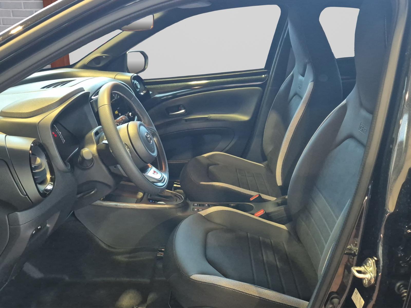 TOYOTA Aygo X 1.5 VVT-i HSD GR Sport-image-7