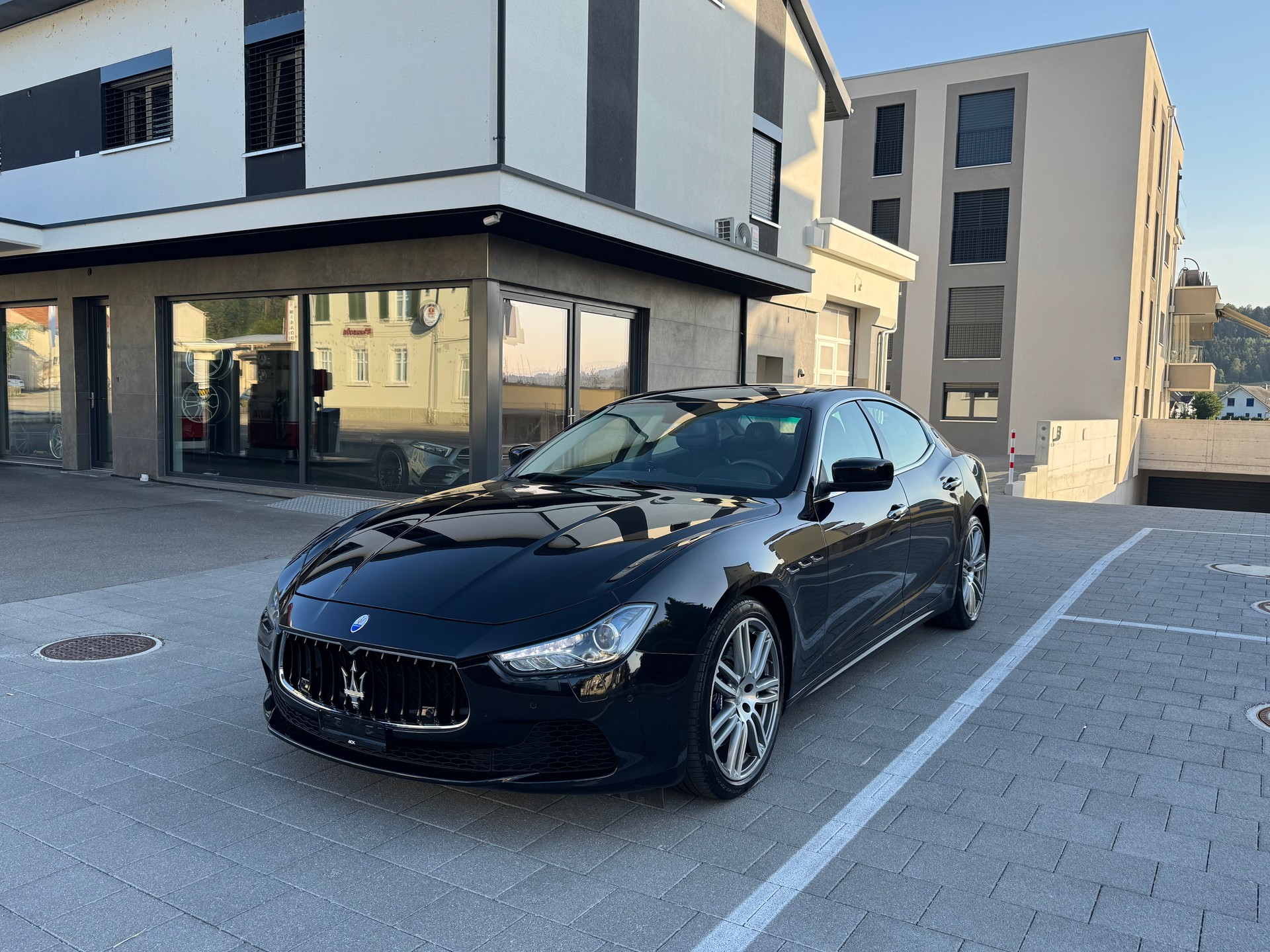 MASERATI Ghibli S Q4 3.0 V6 Swiss Mountain Ed. Automatica-image-0