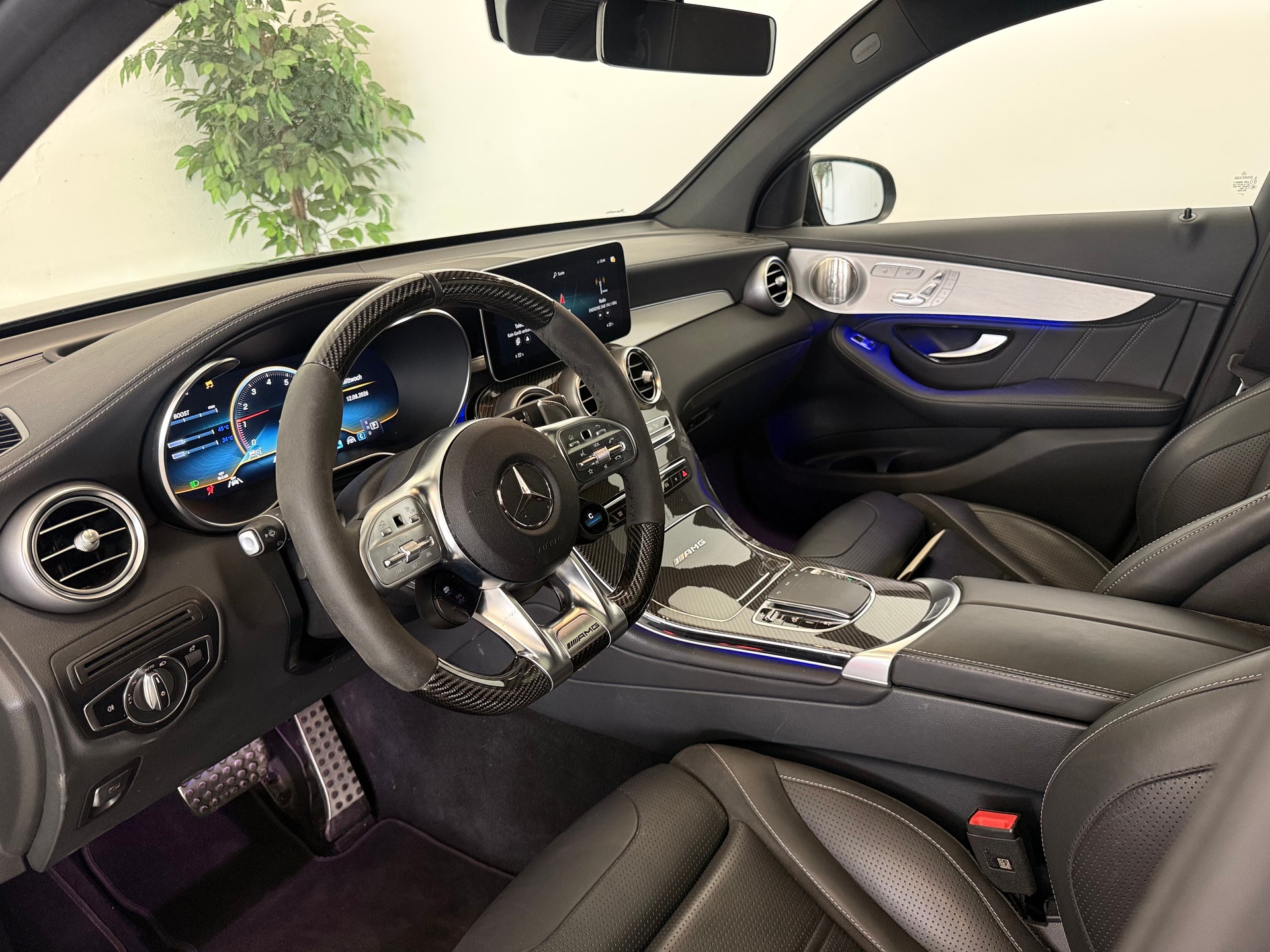 MERCEDES-BENZ GLC Coupé 63 S AMG 4Matic+ 9G-Tronic-image-9