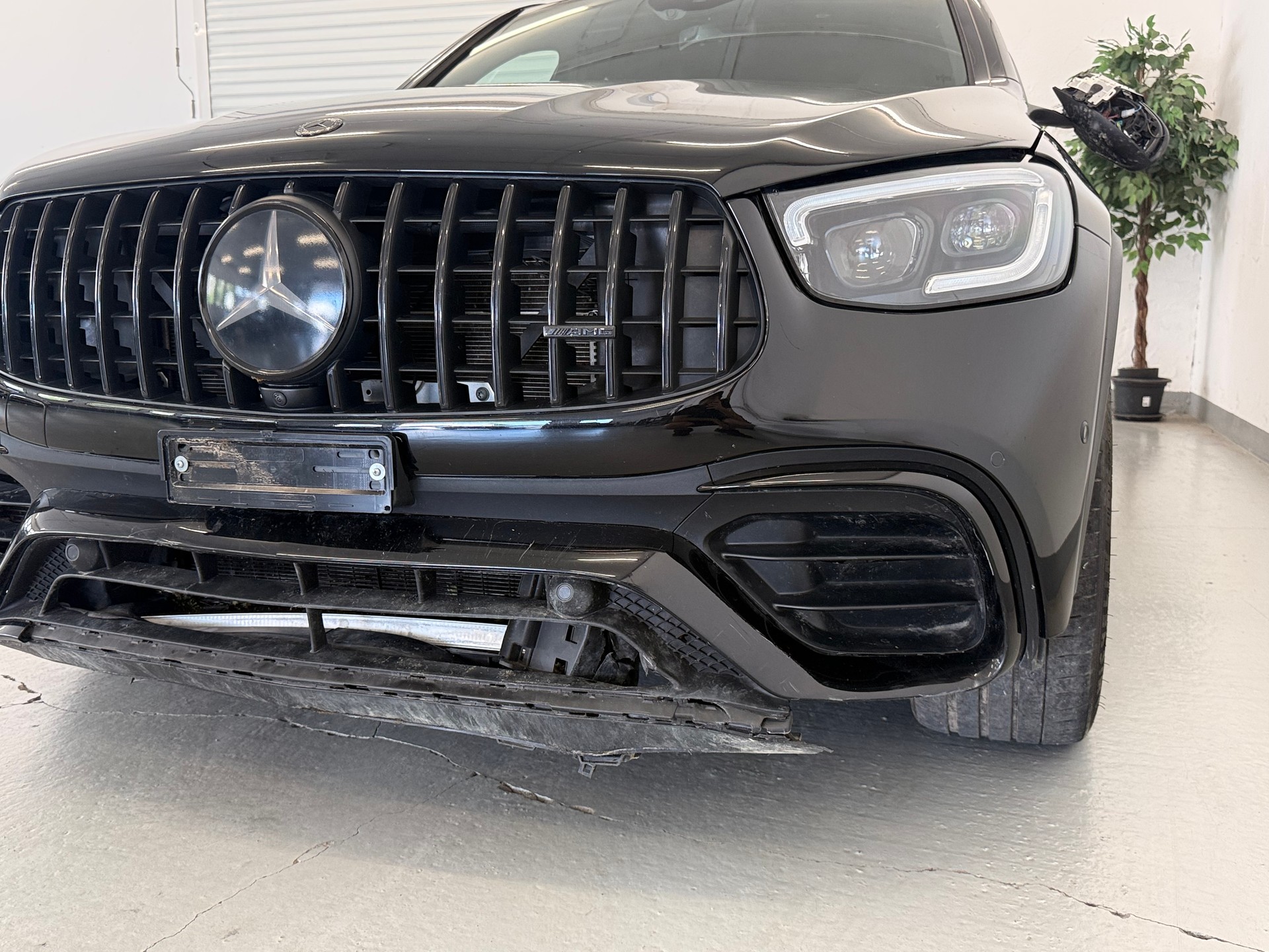 MERCEDES-BENZ GLC Coupé 63 S AMG 4Matic+ 9G-Tronic-image-2