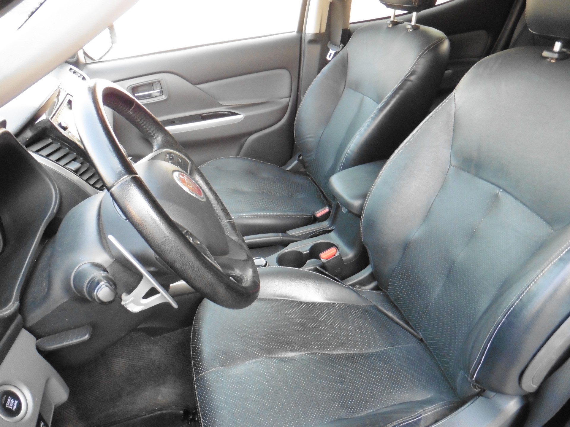 FIAT Fullback LX 2.4 MJ DC Swiss 4WD A-image-21