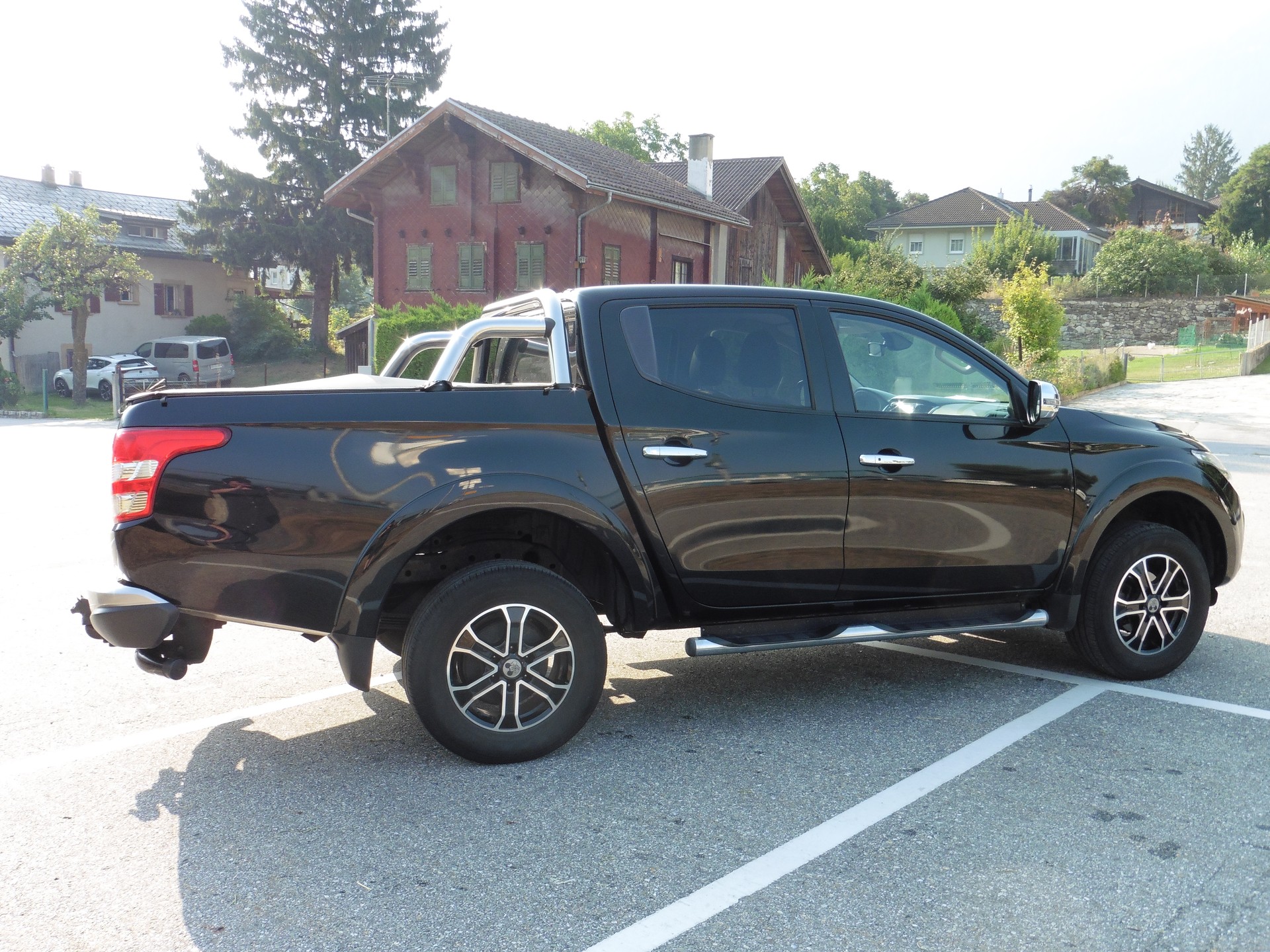 FIAT Fullback LX 2.4 MJ DC Swiss 4WD A-image-10