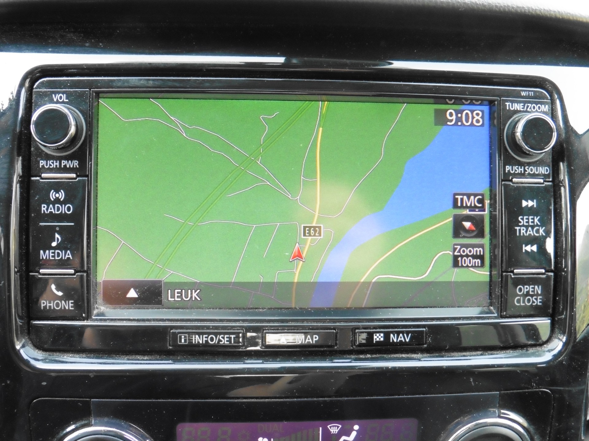FIAT Fullback LX 2.4 MJ DC Swiss 4WD A-image-12