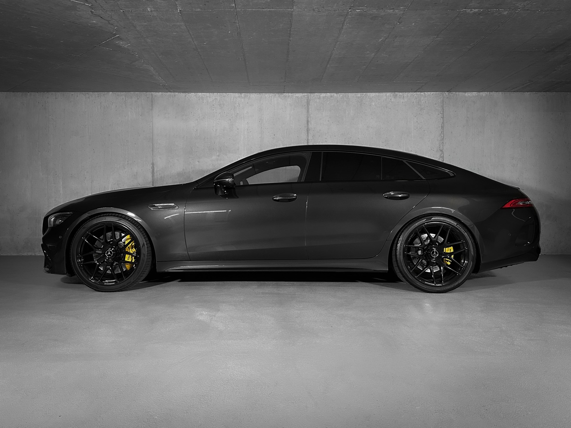 MERCEDES-BENZ AMG GT 4 63 S 4Matic+ Speedshift MCT-image-1
