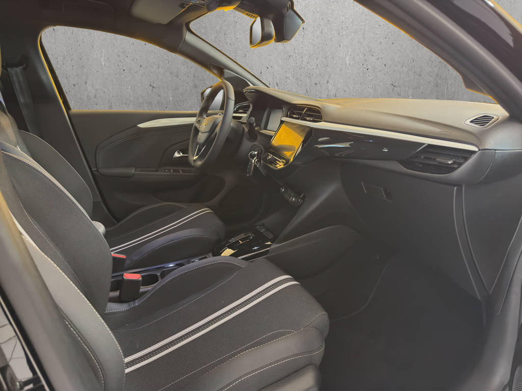 OPEL Corsa VIVA 1.2T Hybrid-image-10