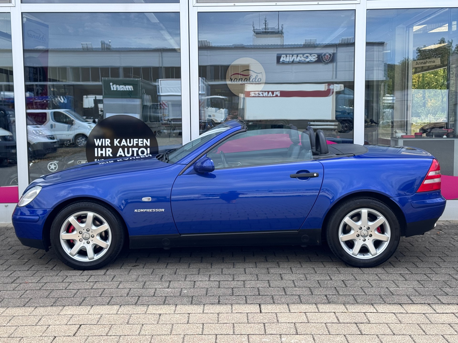 MERCEDES-BENZ SLK 200-image-9