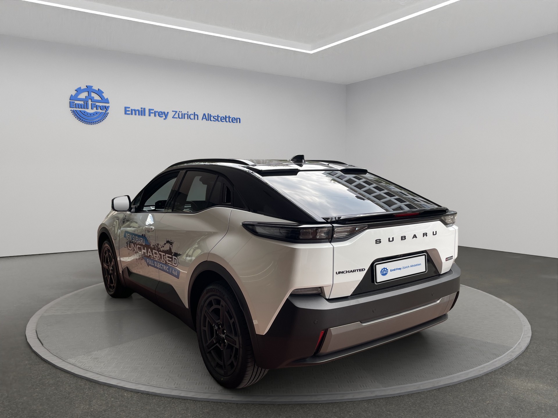 SUBARU Uncharted eV Luxury AWD-showroom-element-1