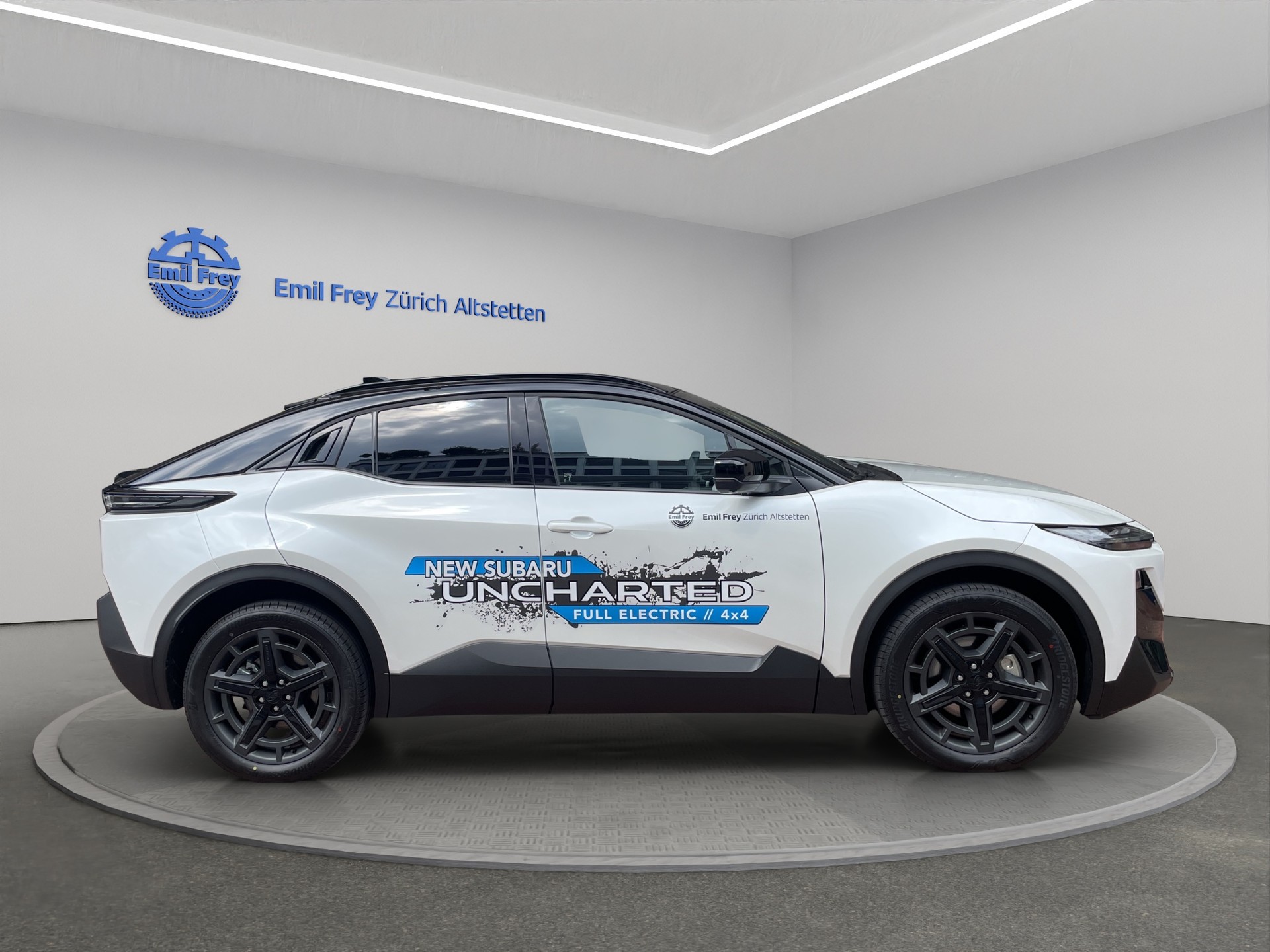 SUBARU Uncharted eV Luxury AWD-showroom-element-3