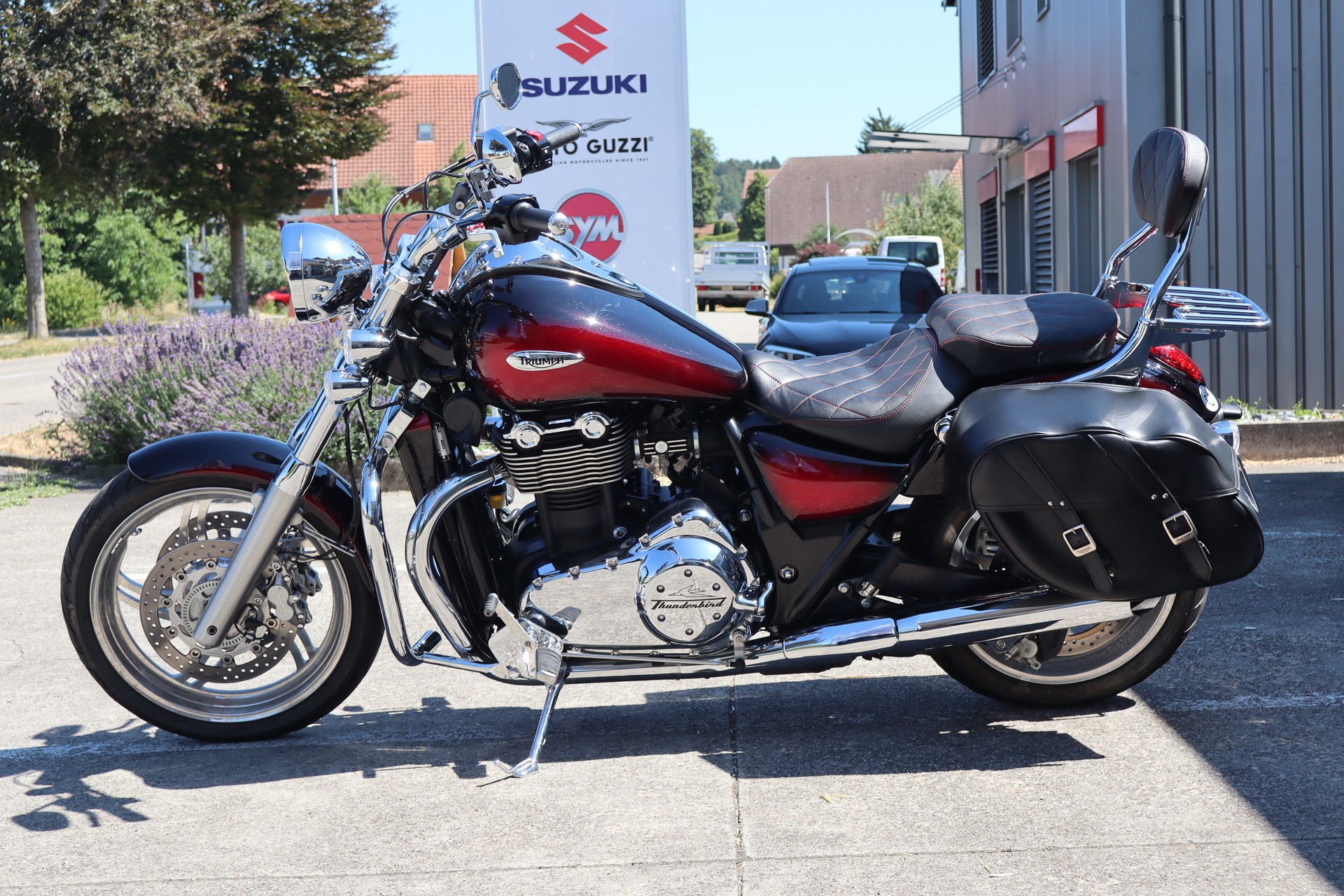 TRIUMPH Thunderbird Storm 1700 ABS-showroom-element-3