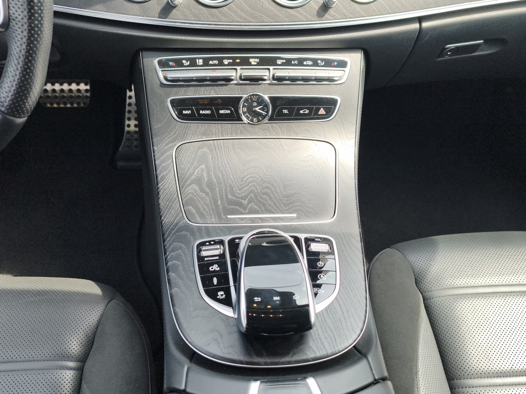 MERCEDES-BENZ E 53 AMG 4matic+ Kombi-image-11