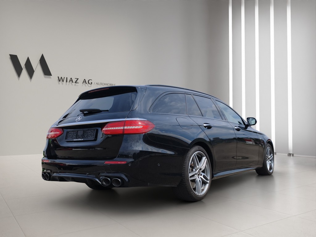 MERCEDES-BENZ E 53 AMG 4matic+ Kombi-image-12