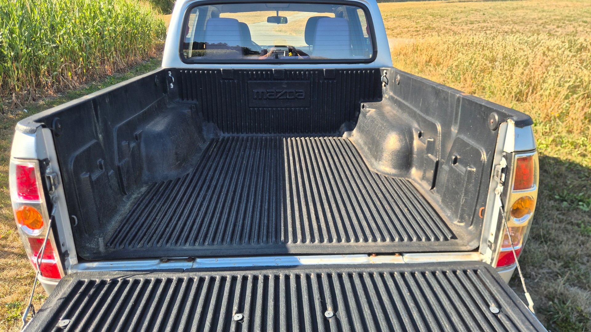 MAZDA BT-50 2.5 CD Tornado 4x4-image-5
