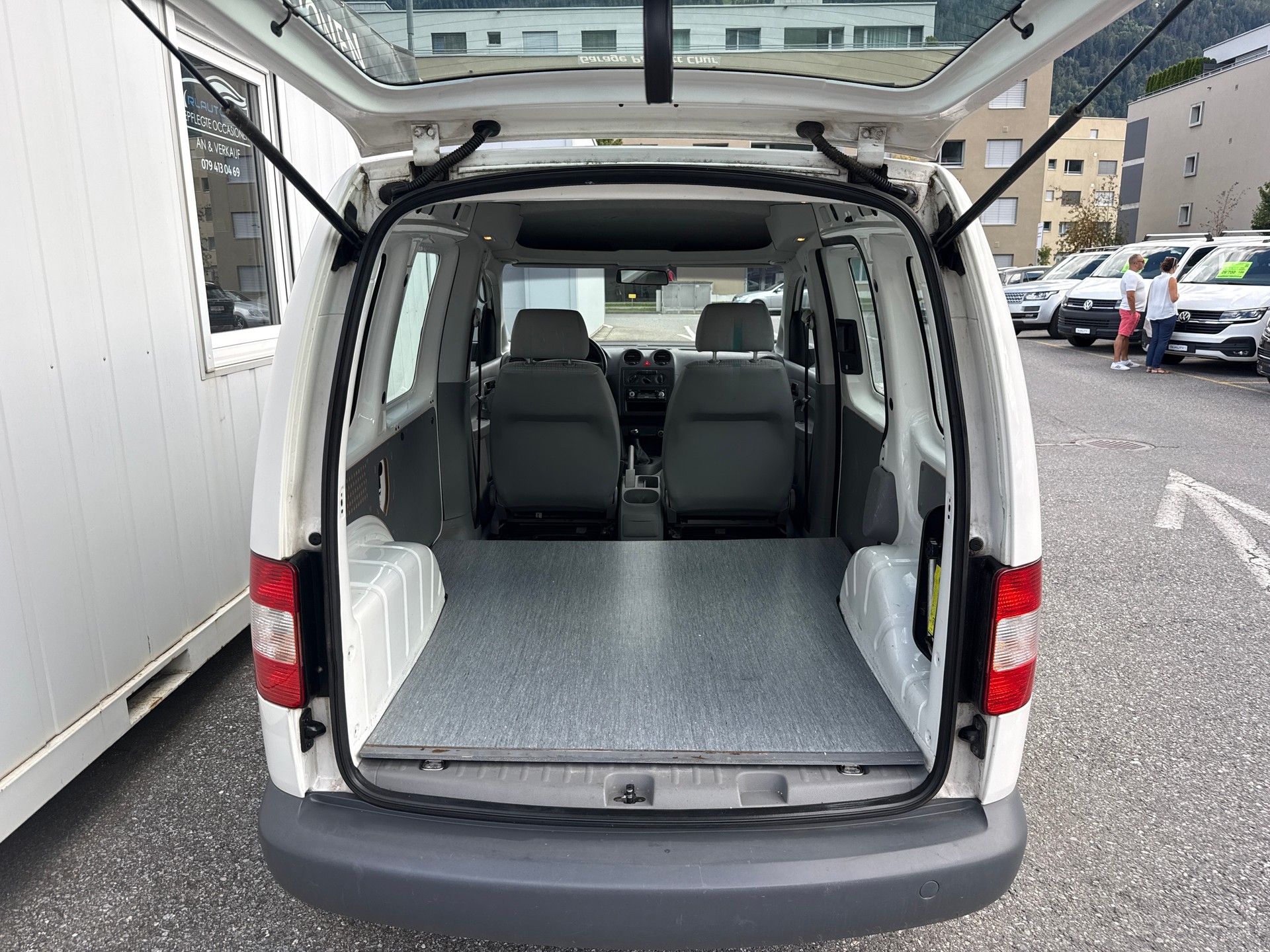 VW Caddy 1.4 *erst 92k km**Zahnriemen ersetzt**MFK frisch!*-image-5