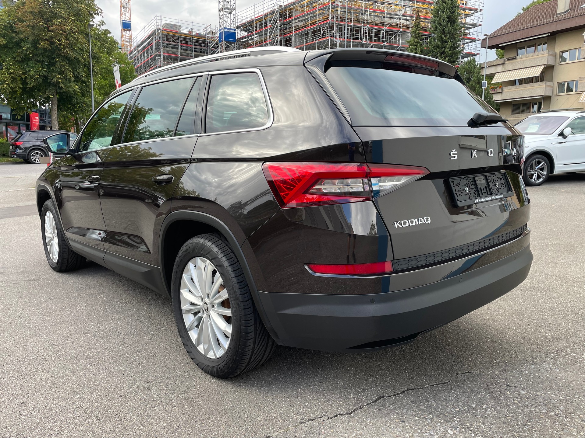 SKODA Kodiaq 2.0 TSI Ambition 4x4-image-2