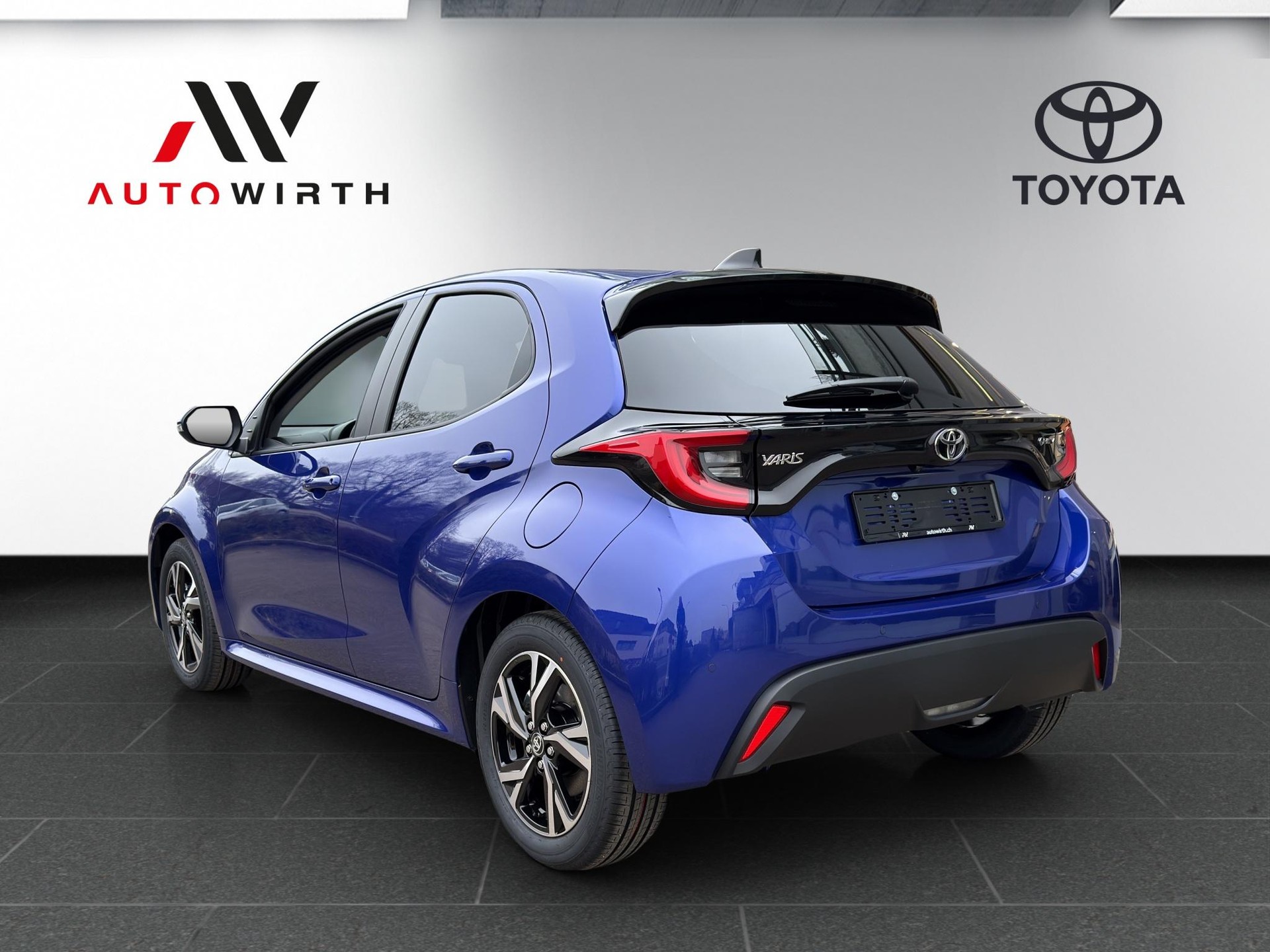 TOYOTA Yaris 1.5 VVT-i HSD Trend-image-6