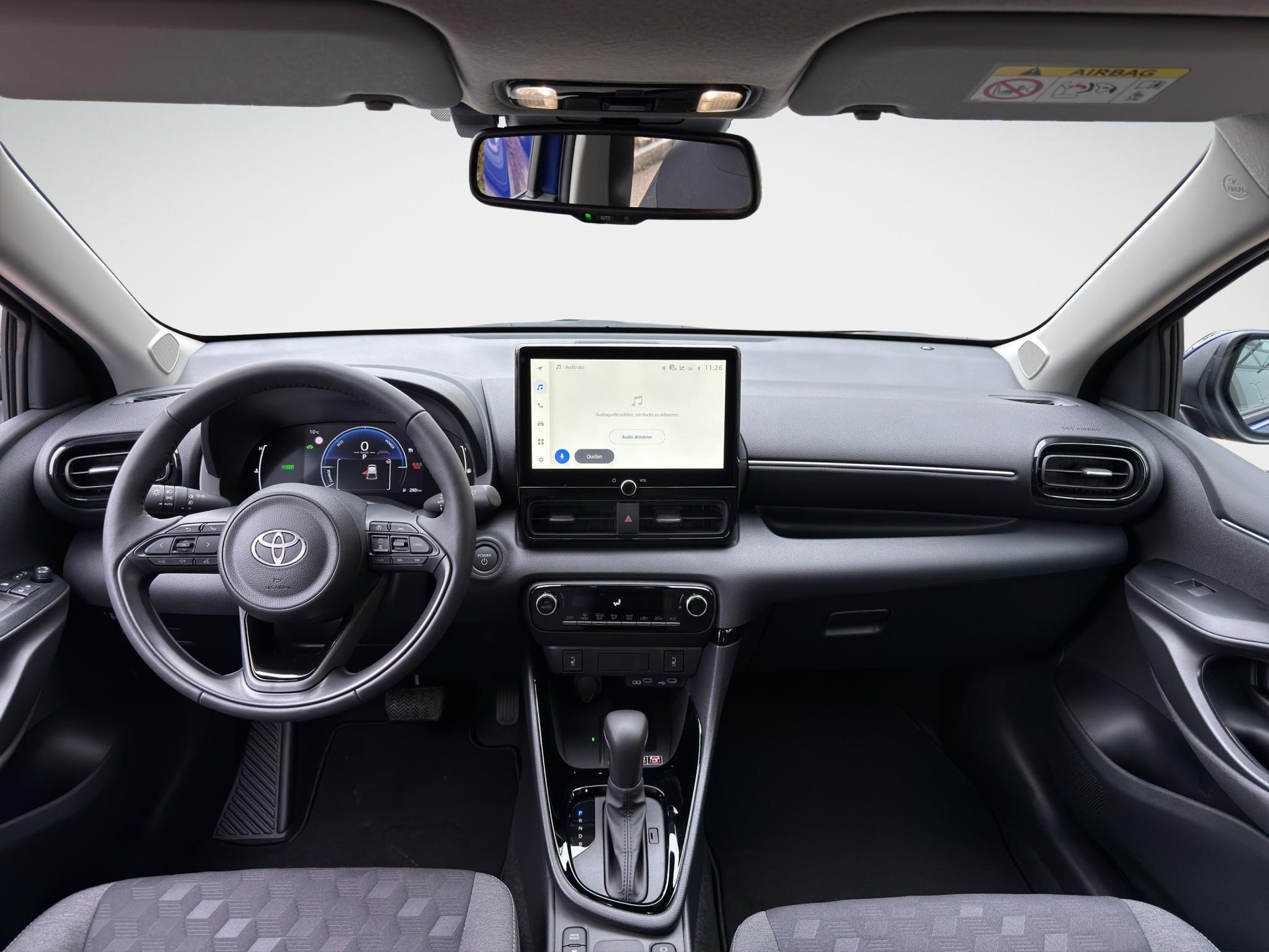 TOYOTA Yaris 1.5 VVT-i HSD Trend-image-11