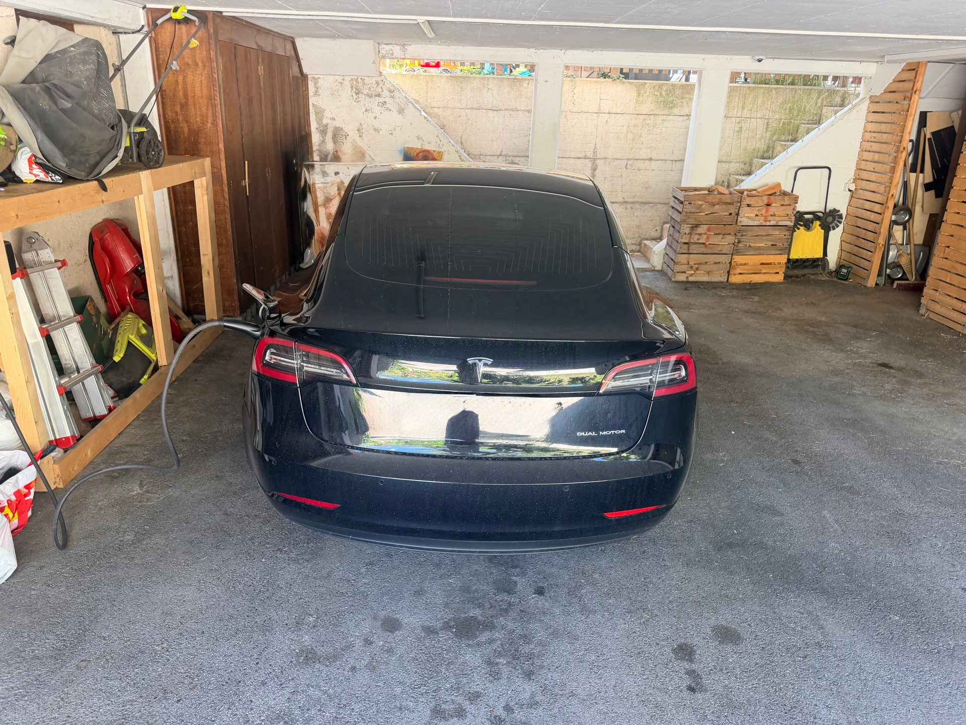 TESLA Long Range D-image-1
