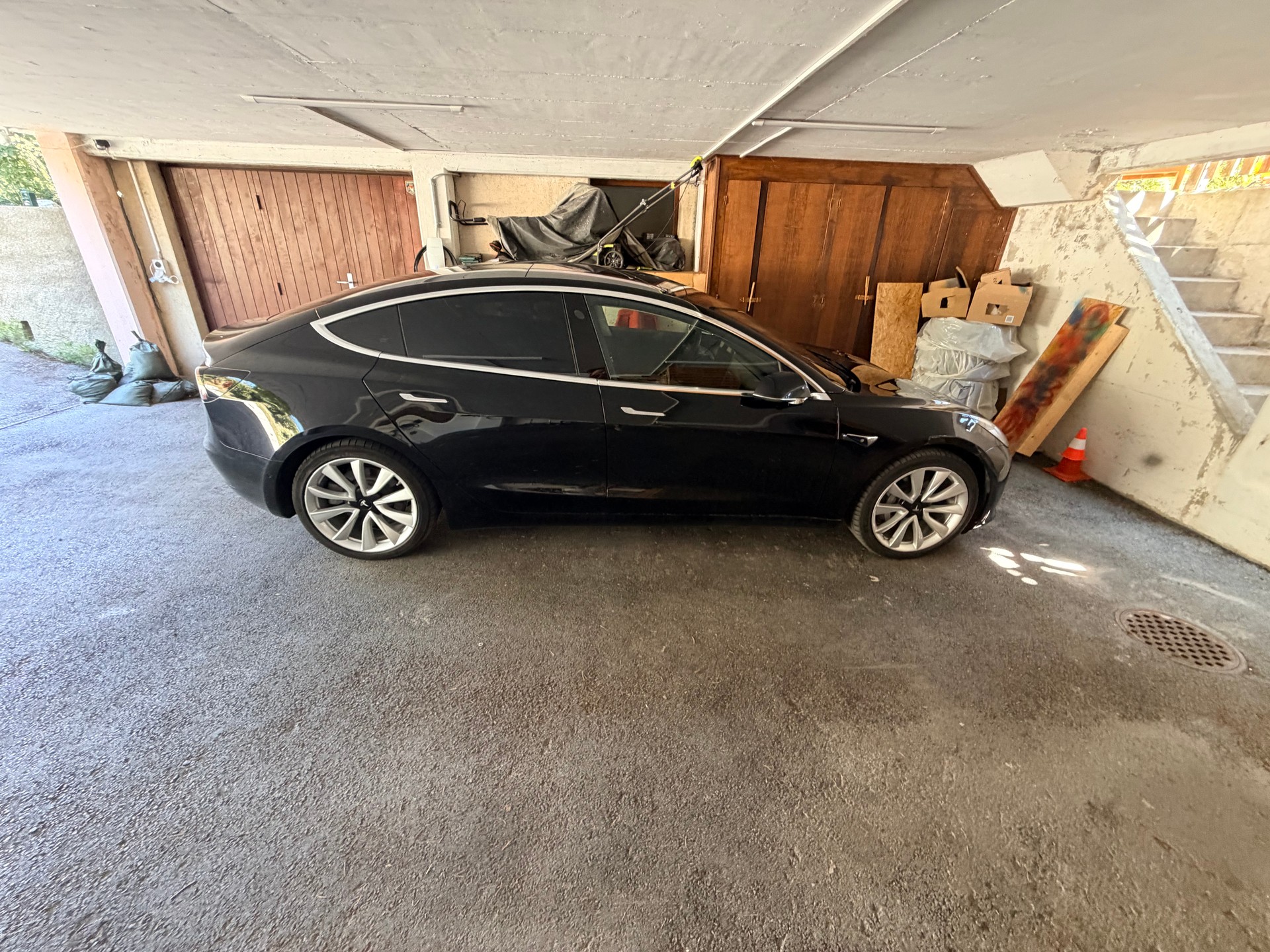 TESLA Long Range D-image-2