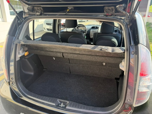 DAIHATSU Sirion 1.3 eco-4WD-image-4