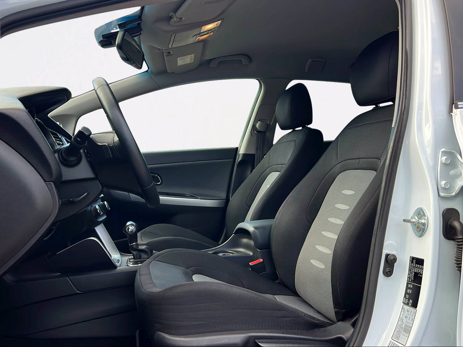 KIA Cee'd Sportswagon 1.6 GDi Style DCT-image-10