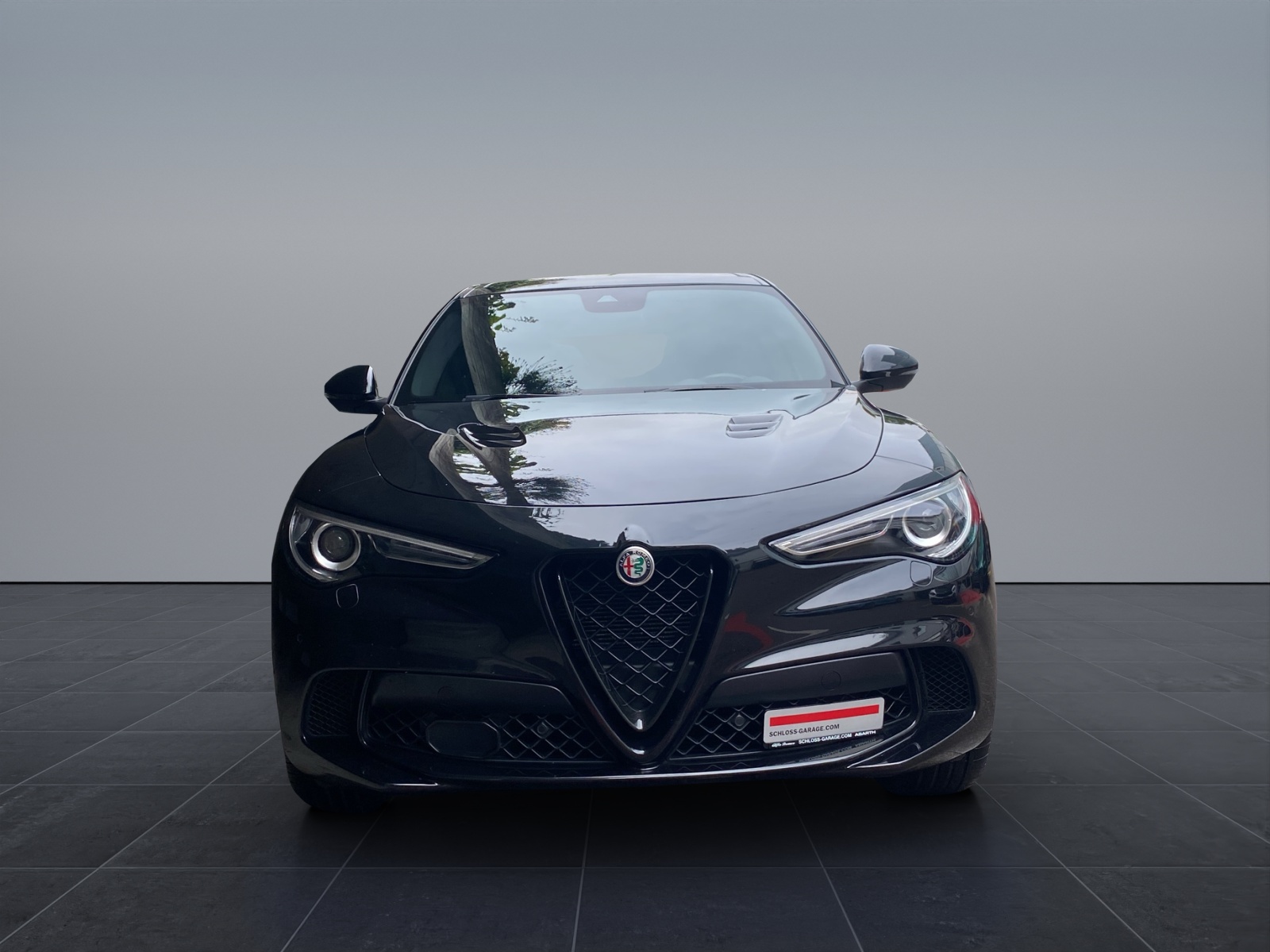 ALFA ROMEO STELVIO 2.9 V6 510 AT Q4 Qu-showroom-element-1