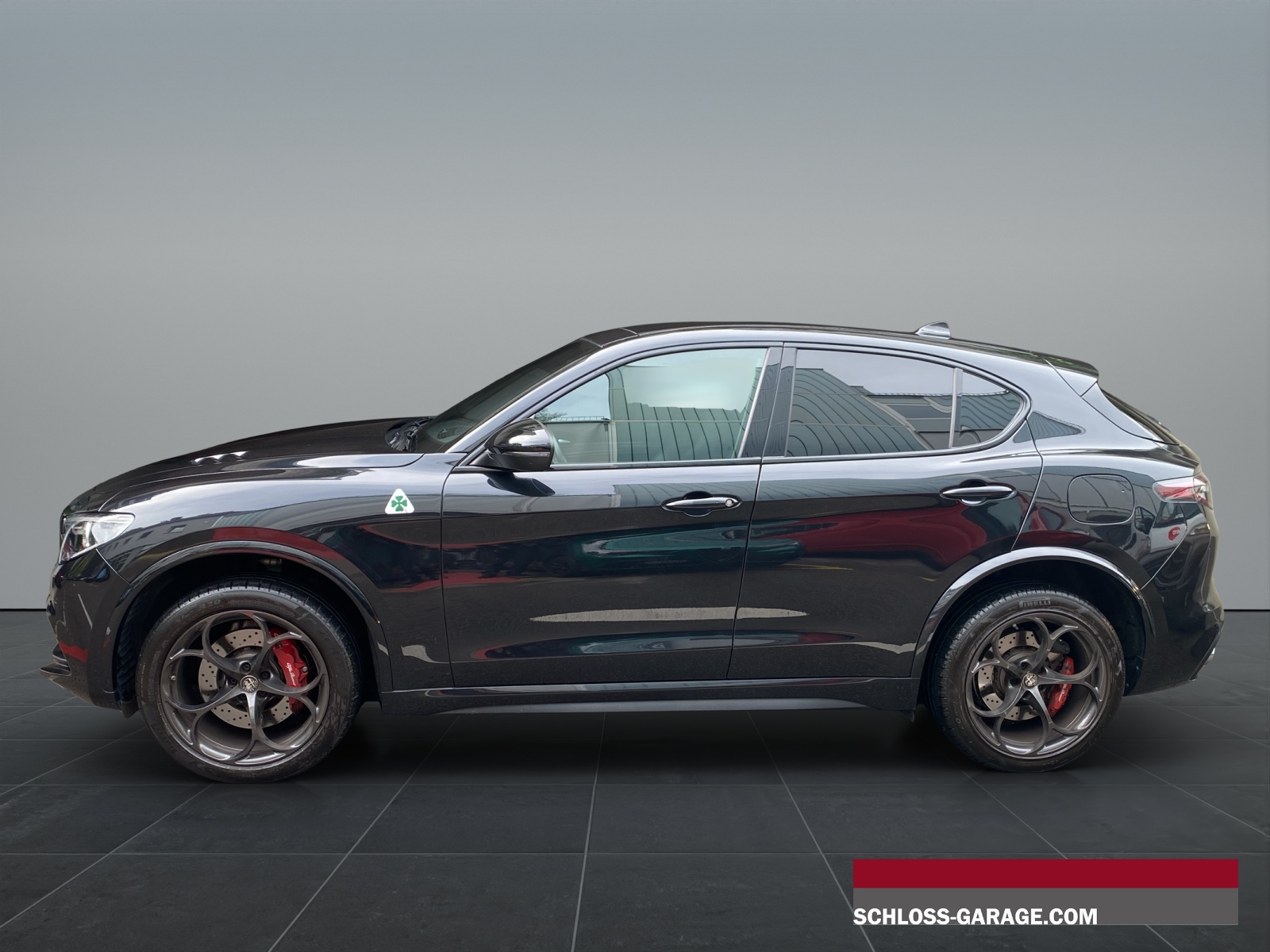 ALFA ROMEO STELVIO 2.9 V6 510 AT Q4 Qu-showroom-element-2