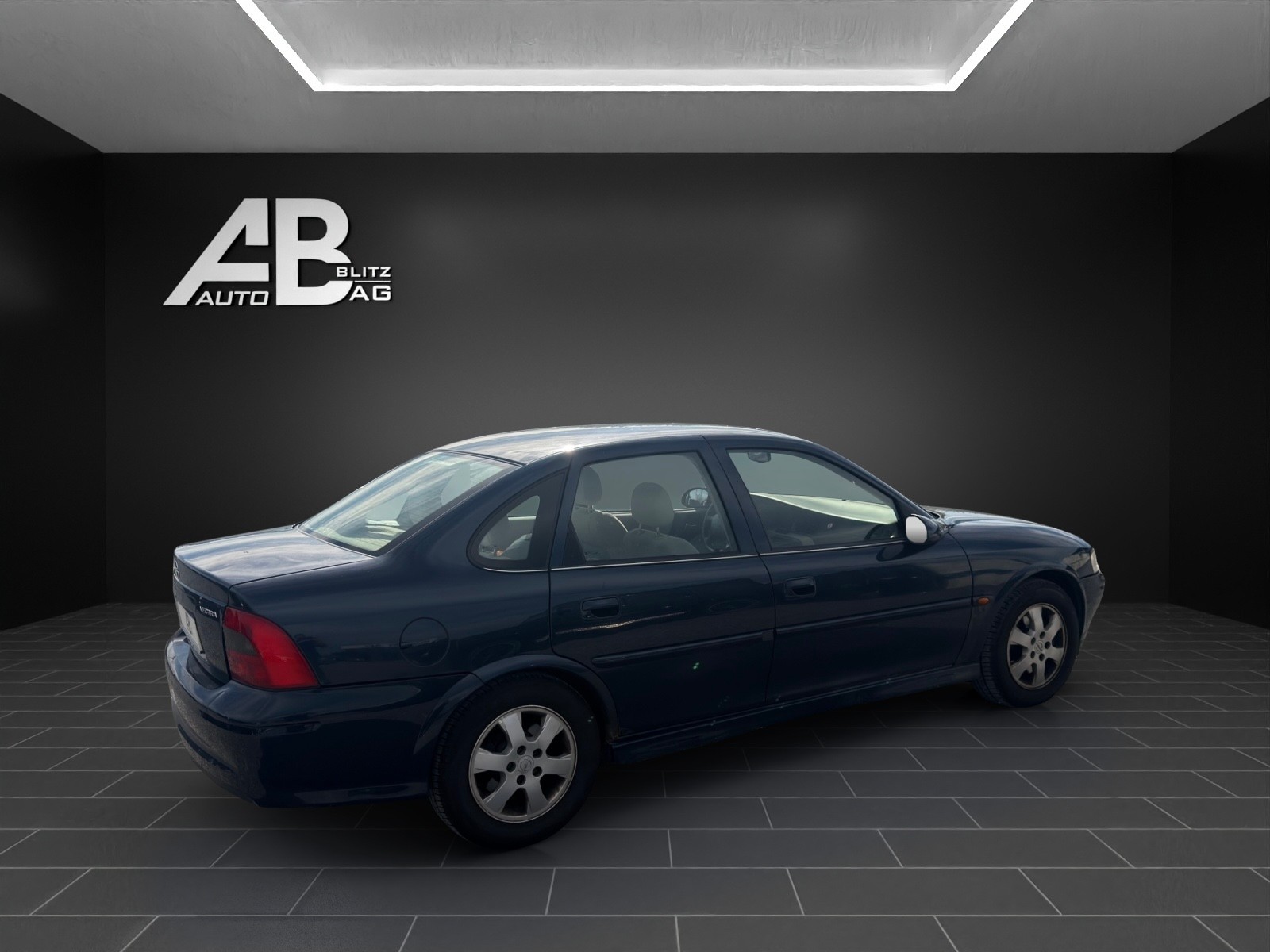 OPEL Vectra 2.2i 16V Elegance Automatic-image-4