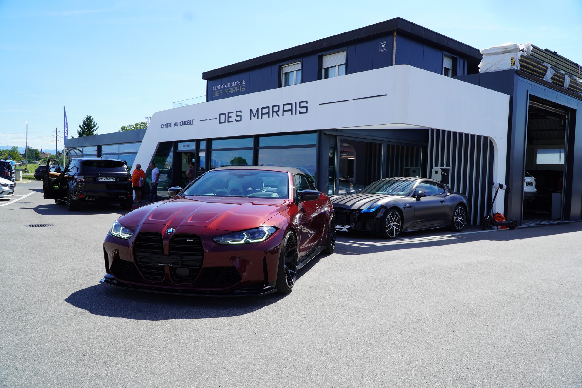BMW M4 Cabrio Competition M xDrive-image-3