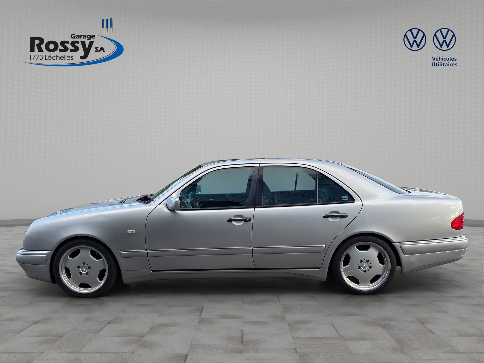 MERCEDES-BENZ E 55 AMG Avantgarde Automatic-showroom-element-2
