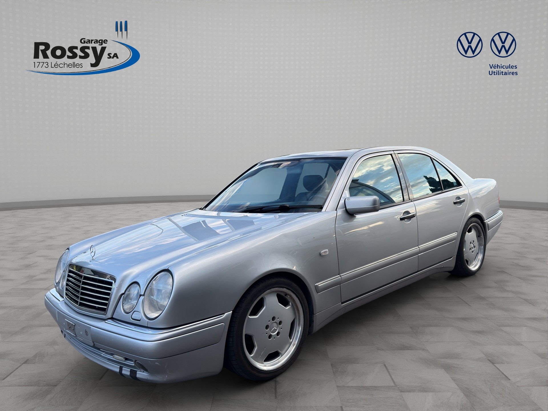 MERCEDES-BENZ E 55 AMG Avantgarde Automatic