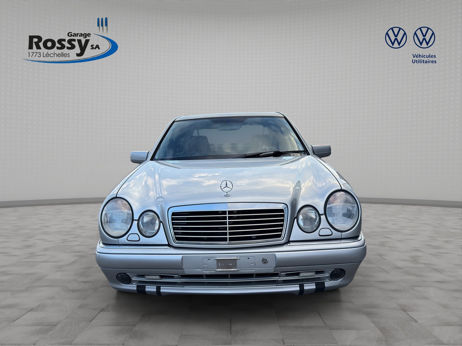 MERCEDES-BENZ E 55 AMG Avantgarde Automatic-showroom-element-1