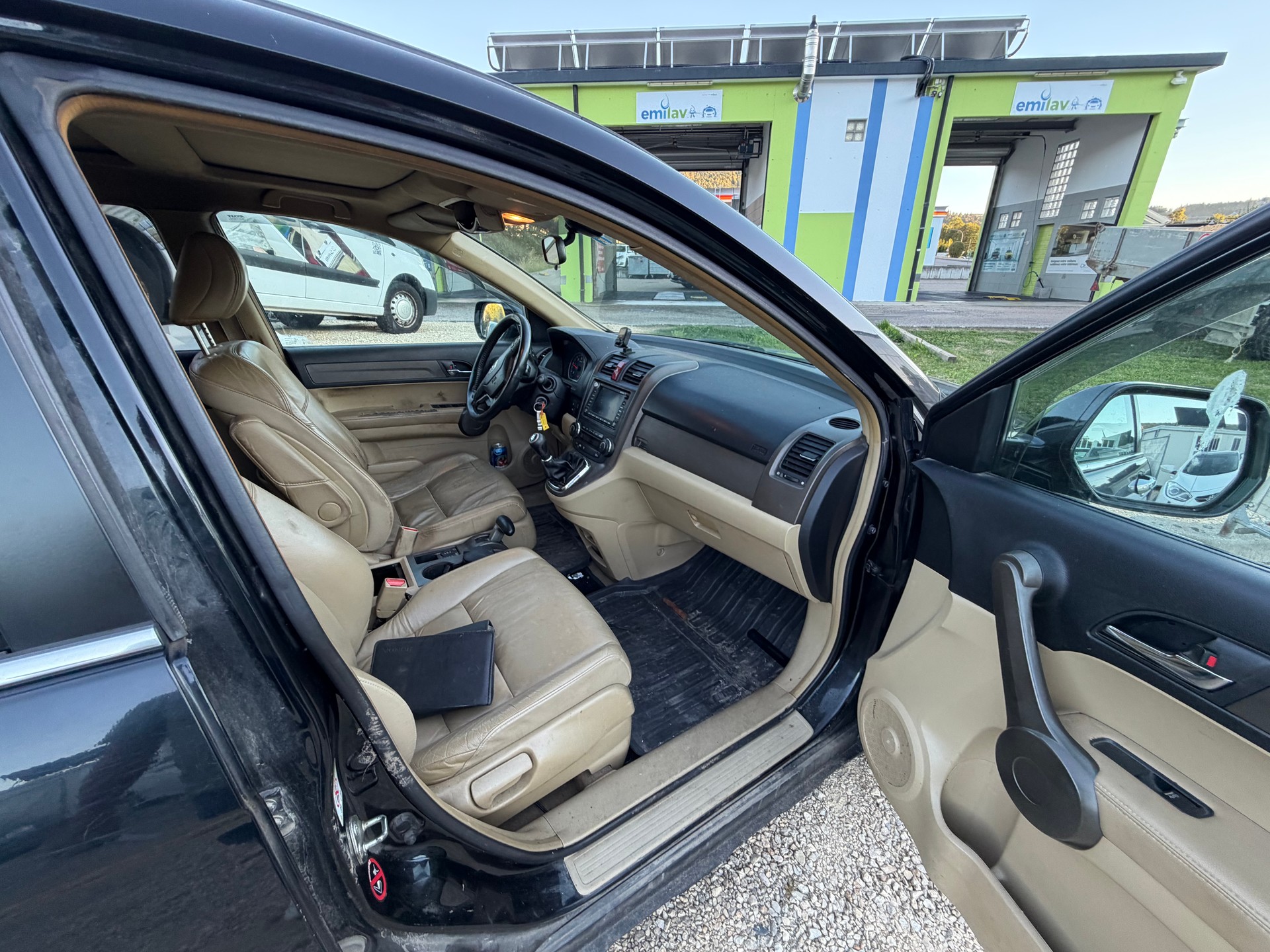 HONDA CR-V 2.2 i-CTDi 4WD Executive-image-9