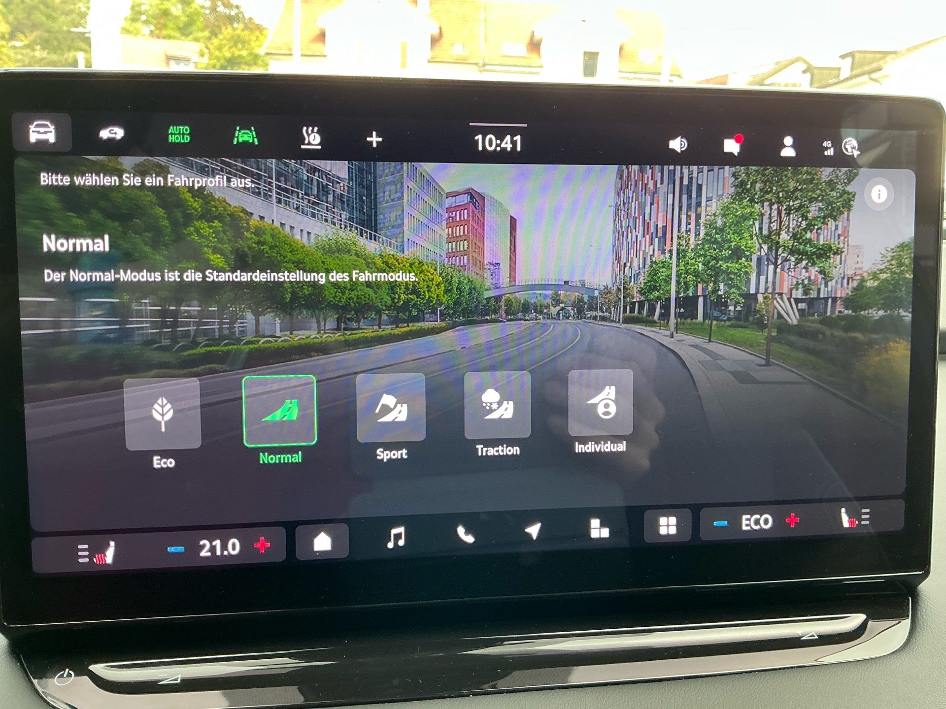 SKODA ENYAQ 85 x SPORTLINE *** ANHÄNGEKUPPLUNG & 5 JAHRE SKODA WERKSGARANTIE **-image-10