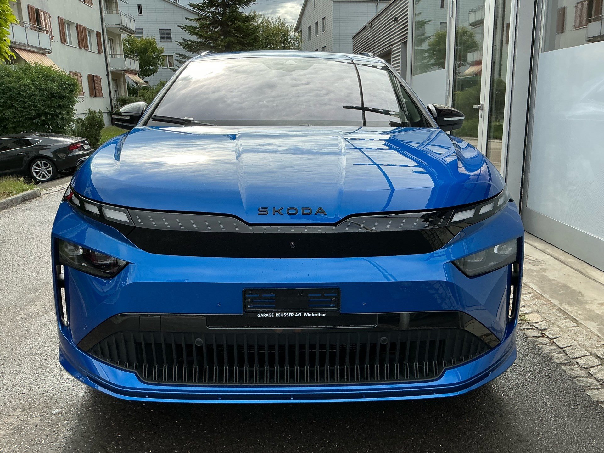 SKODA ENYAQ 85 x SPORTLINE *** ANHÄNGEKUPPLUNG & 5 JAHRE SKODA WERKSGARANTIE **-image-1