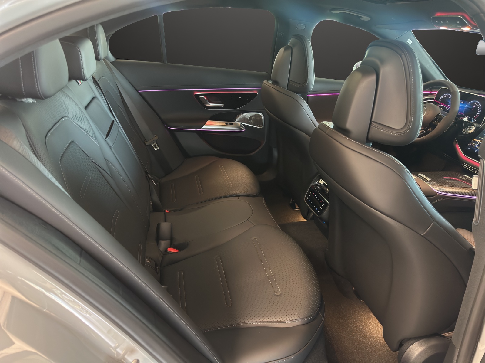 MERCEDES-BENZ E 53 AMG Hybrid 4Matic+-image-11