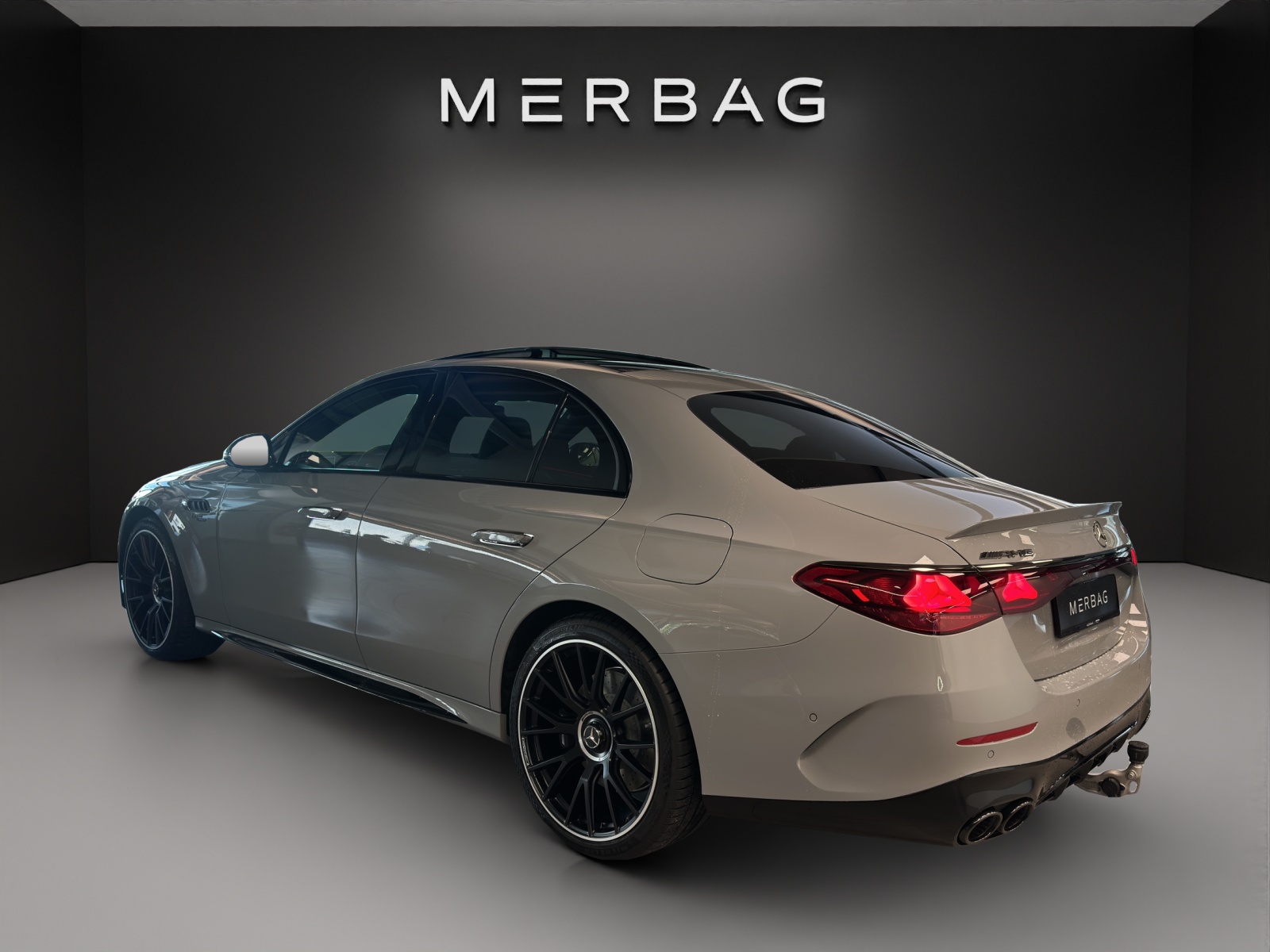 MERCEDES-BENZ E 53 AMG Hybrid 4Matic+-image-3