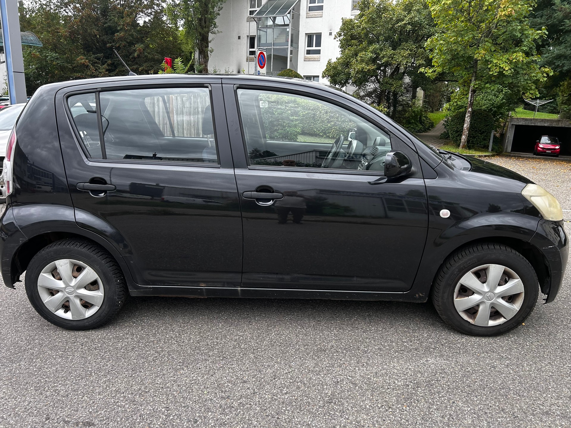 DAIHATSU Sirion 1.3 eco-4WD-image-3
