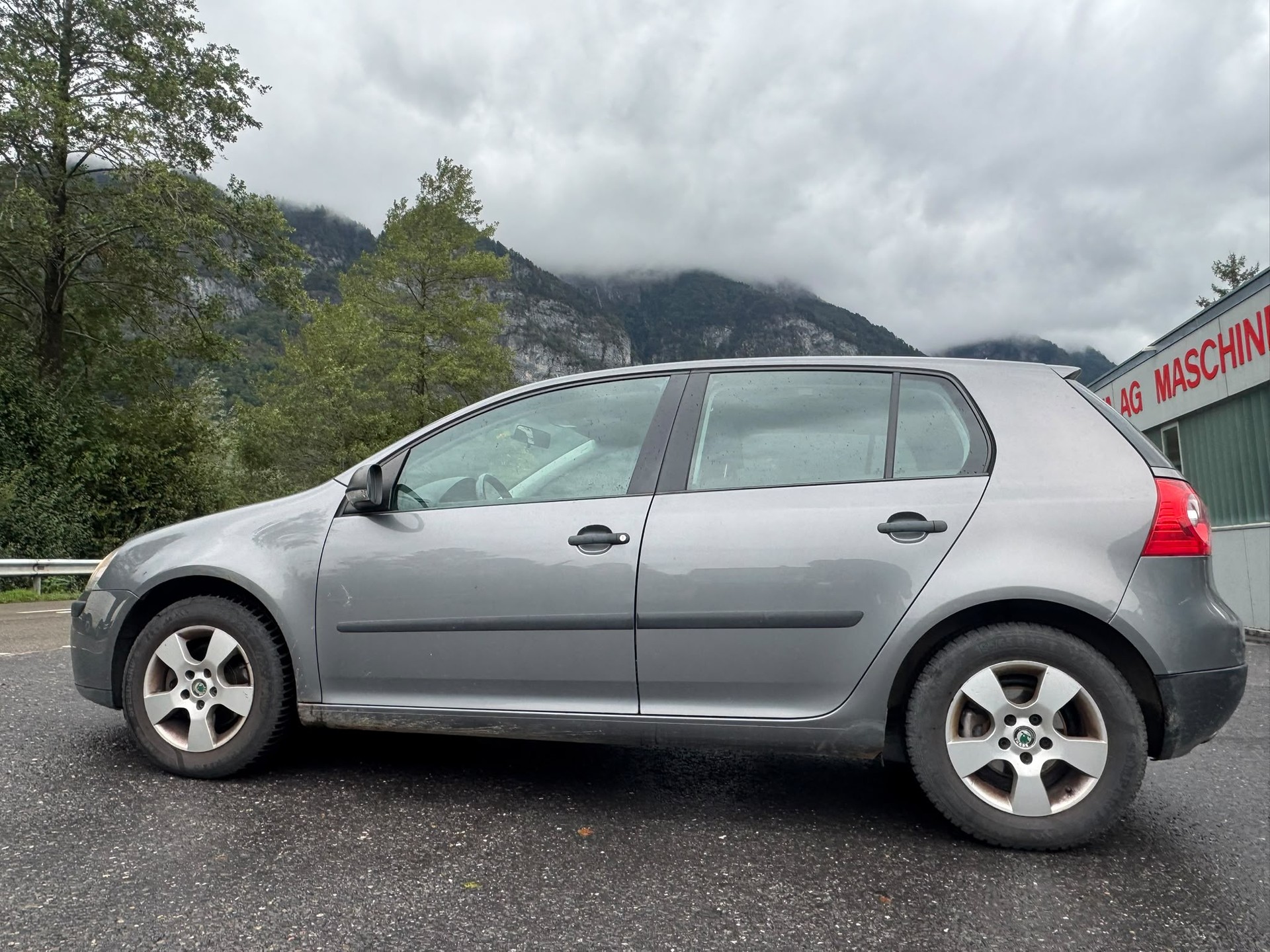 VW Golf 1.9TDI Sportline 4Motion-image-9
