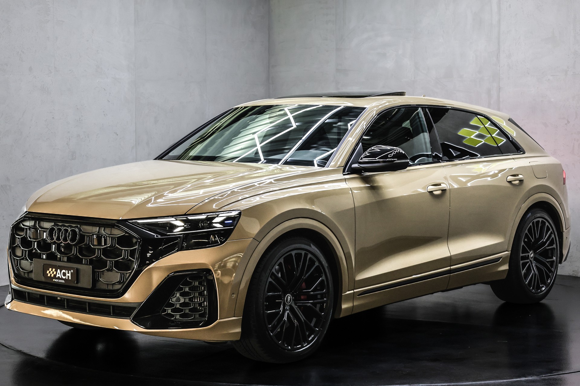 AUDI Q8 60 TFSI e quattro PHEV Tiptronic S-Line-showroom-element-2