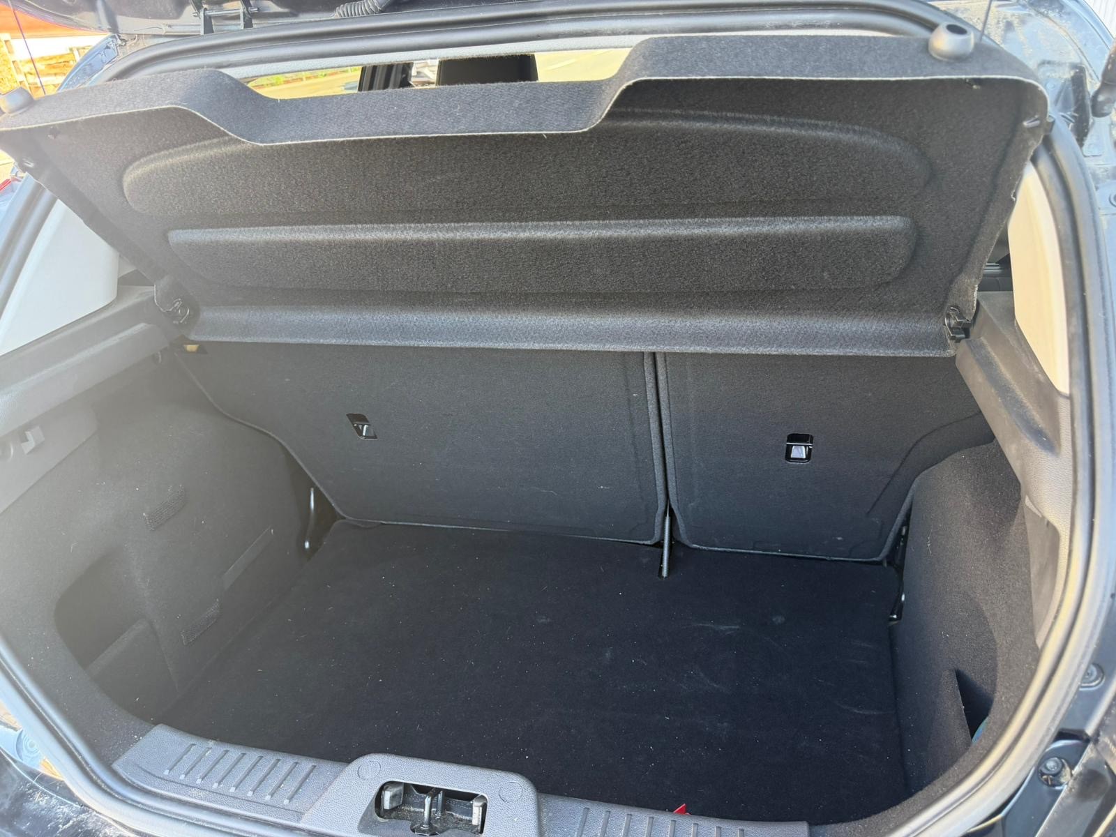 FORD Fiesta 1.0 SCTi Trend-image-8